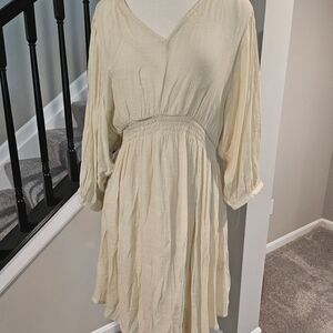 Mlle Gabrielle – Sandstone Prairie Peasant V-Neck Short Dress (Size XL).